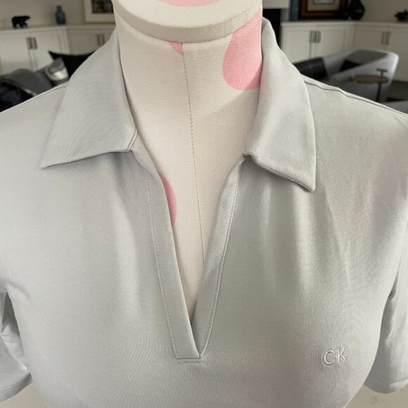 Calvin Klein Jeans SS Collared V Neck Cotton Modal Top Soft Neutral Grey Sz S - Picture 4 of 14